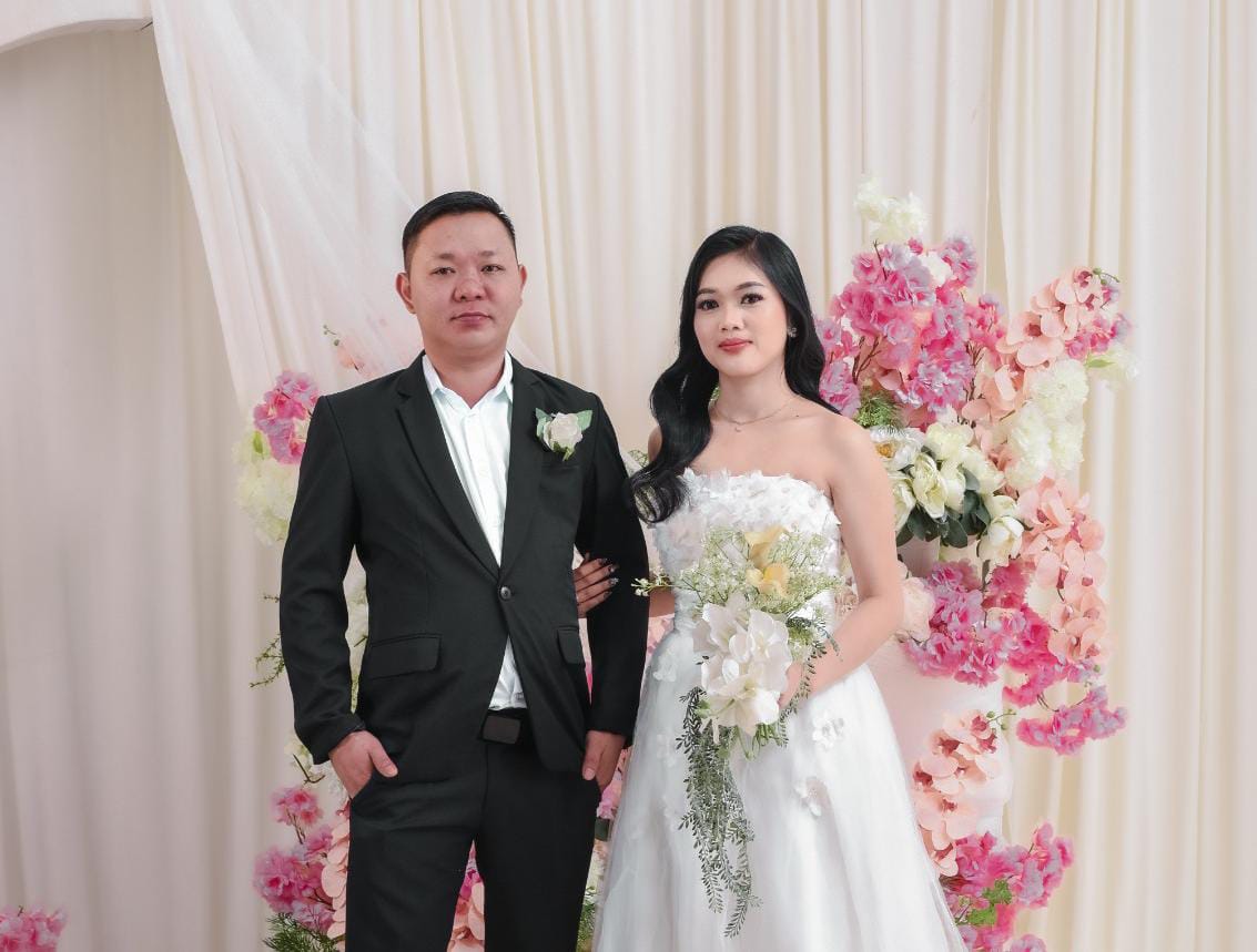 Along & Dewi